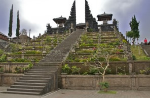 Elk dorp op Bali heeft zijn eigen tempel.